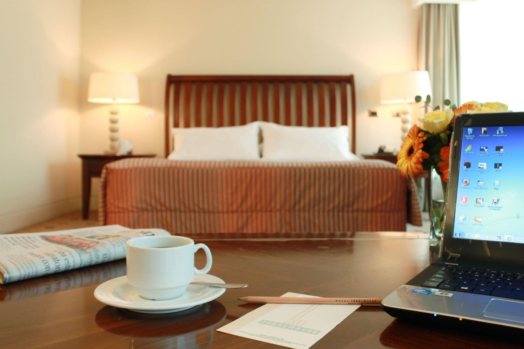 Hotel Torremayor Lyon Сантьяго Экстерьер фото