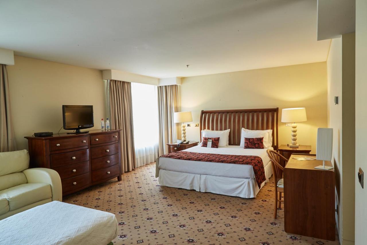 Hotel Torremayor Lyon Сантьяго Экстерьер фото