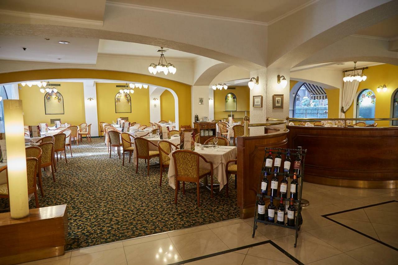 Hotel Torremayor Lyon Сантьяго Экстерьер фото